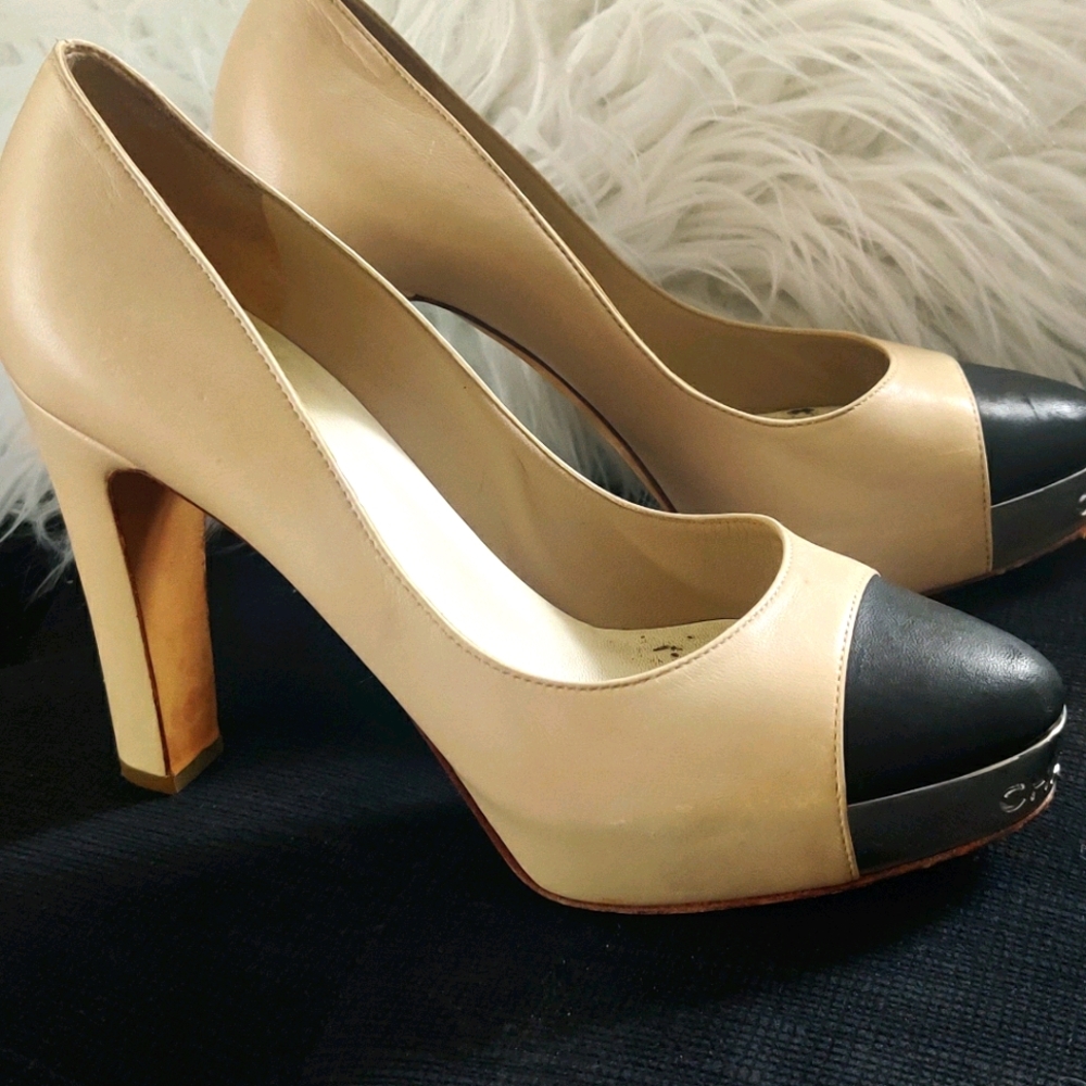 Authentic CHANEL pumps